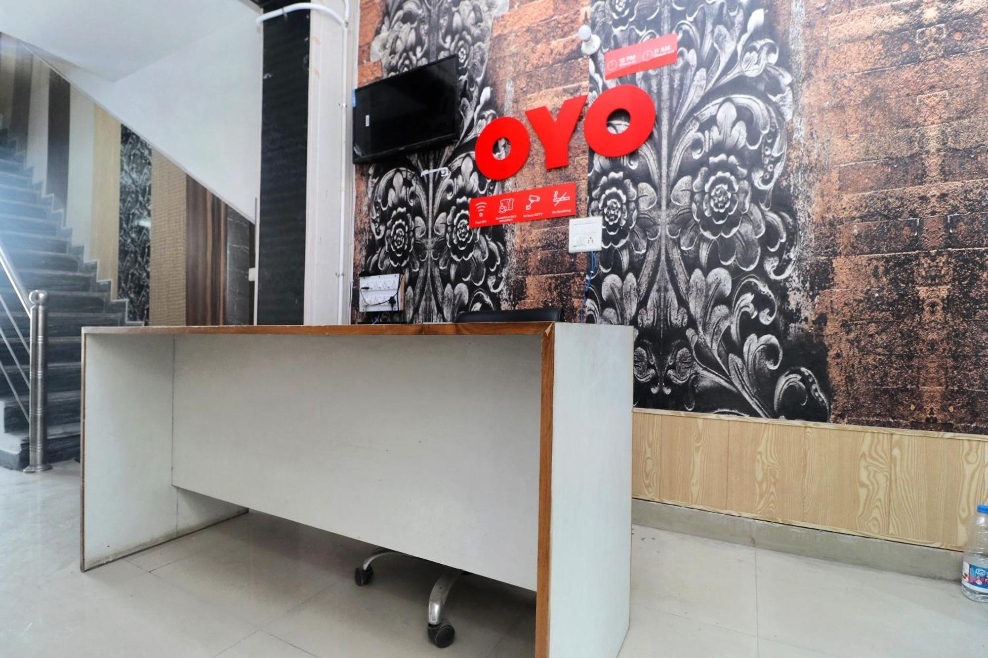 Oyo Hotel Aryan Plaza Chandigarh Exterior photo